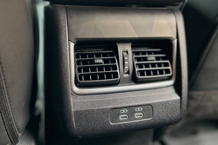 photo_2025-10-17_14-57-09